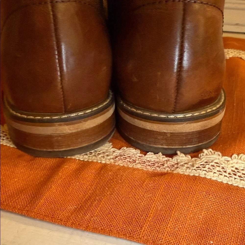 Kenneth Cole Brown Leather Chukka Boots
